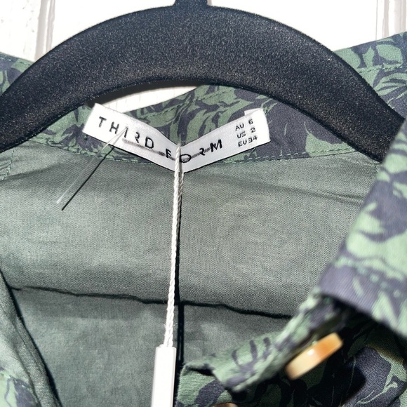 NWT THIRD FORM Garden Party Button Down Top Cutout Open Back Size US 6 - Picture 10 of 12